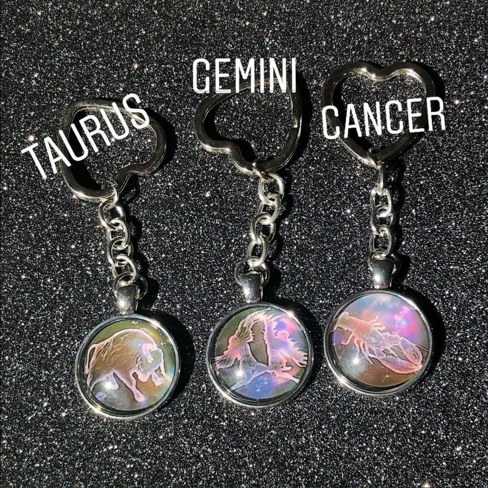 Zodiac keychain ✨ - Picture 5 of 8